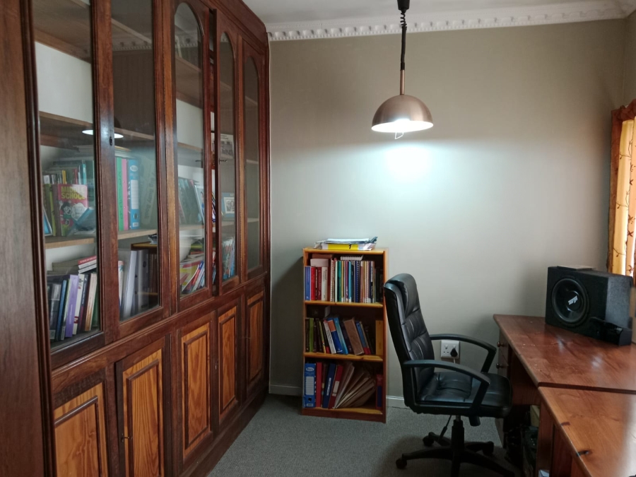 4 Bedroom Property for Sale in St Helena Free State